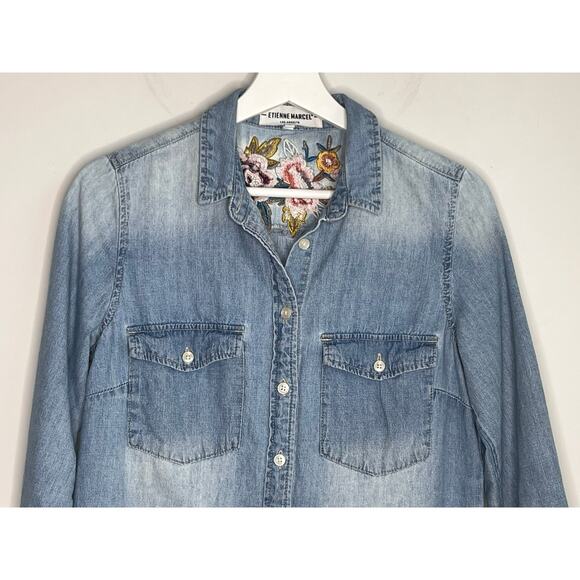 Etienne Marcel Embroidered Floral Button-Up Denim Shirt Blue Women's Size Small - Picture 4 of 13